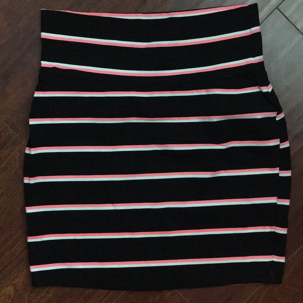 Mini Skirt NWOT